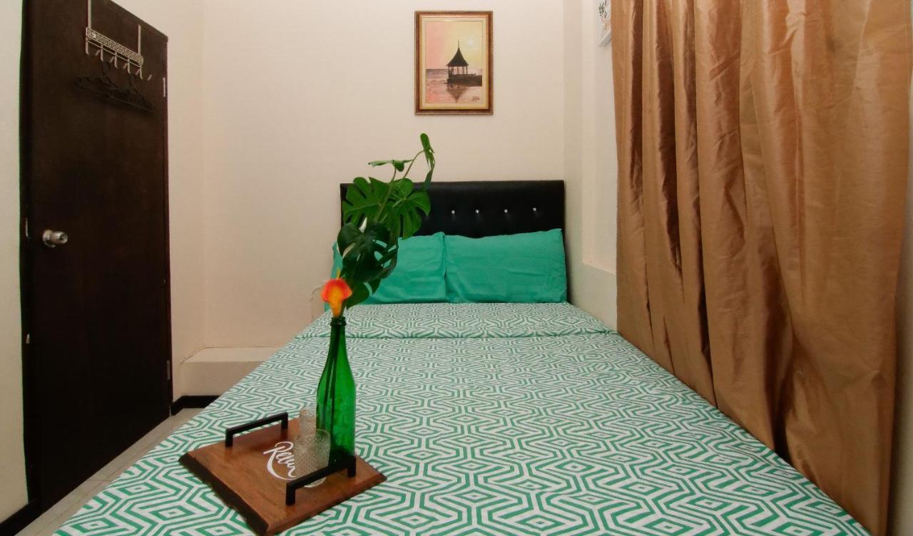 876 Ja Oasis & Homestay - By Kingston Airport Bagian luar foto